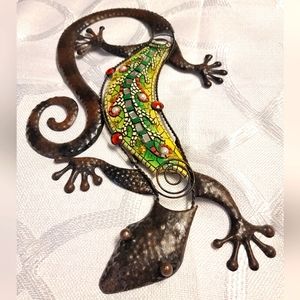 Decorative Metal Gecko Wall Sculpture.